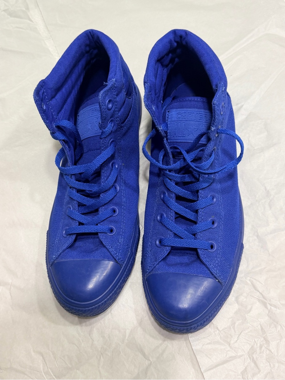 Converse Chuck Taylor All Star Men’s Sneakers – Size 11.5